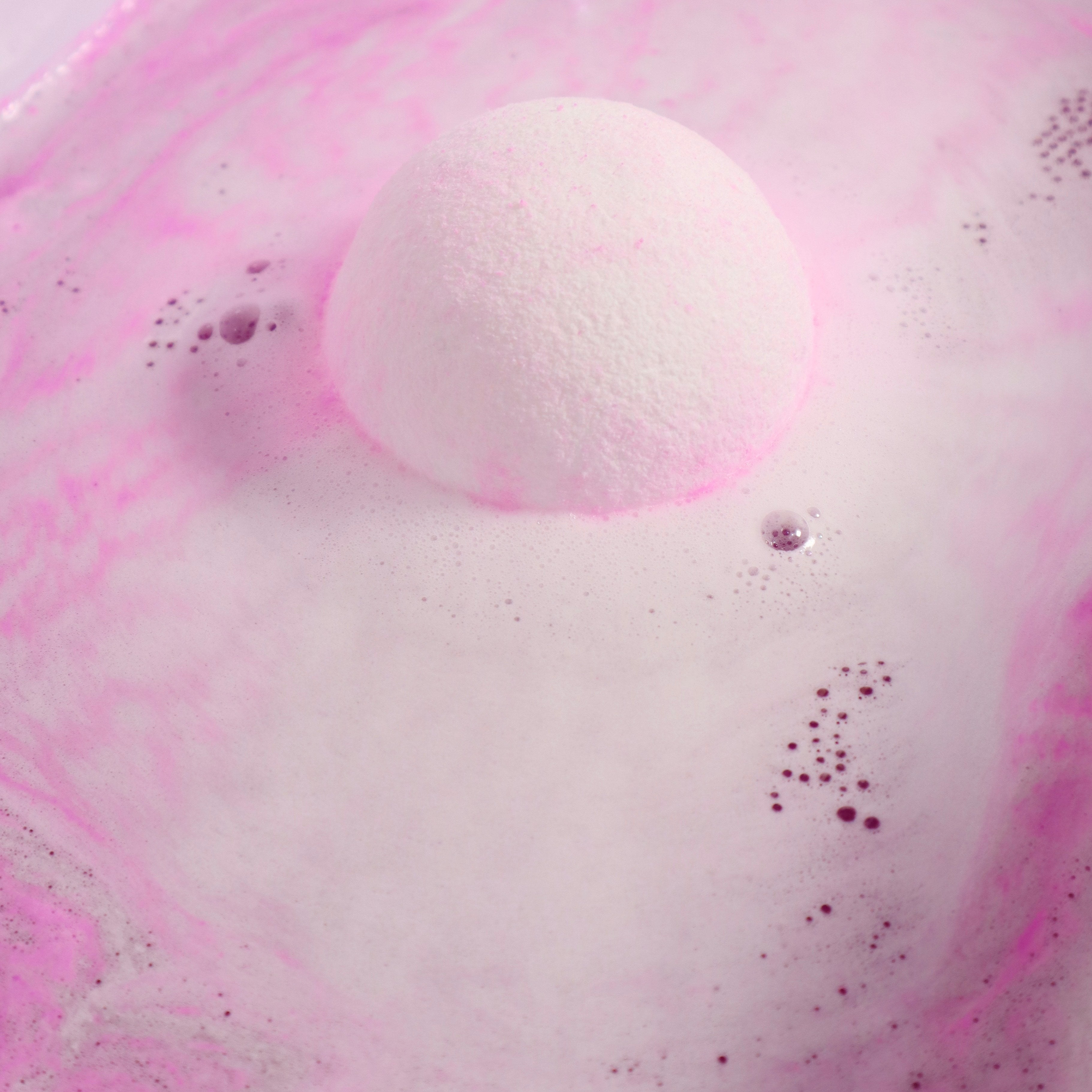 BATH BOMB